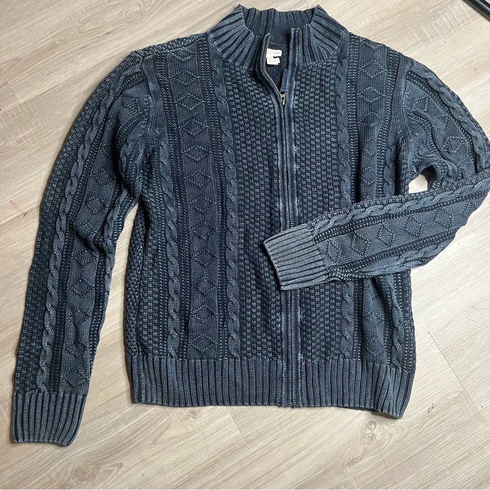 Men's Gray Zip-Up Sweater